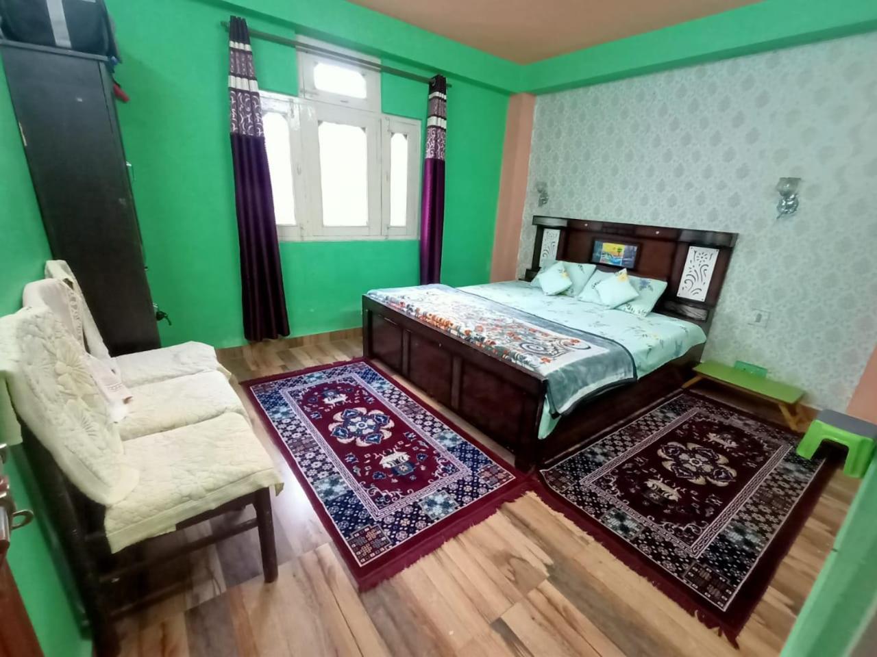 The Shudarang Inn Kalpa Zimmer foto